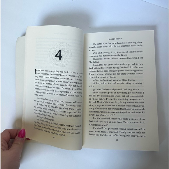 Verity by Colleen Hoover (Paperback) 🖤📚 - Picture 4 of 4